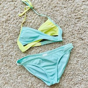 Criss cross bikini - comfortable